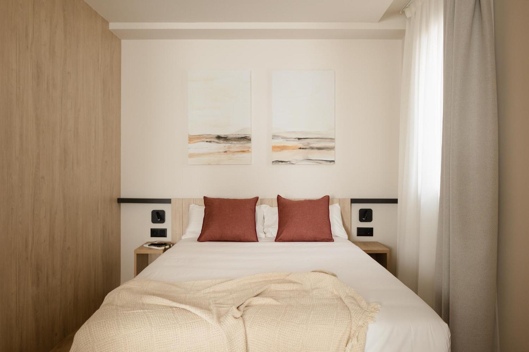 Libere Bilbao Ledesma Apartment Bagian luar foto