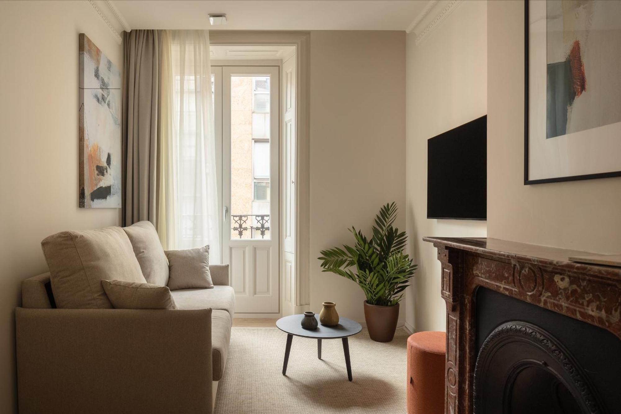 Libere Bilbao Ledesma Apartment Bagian luar foto