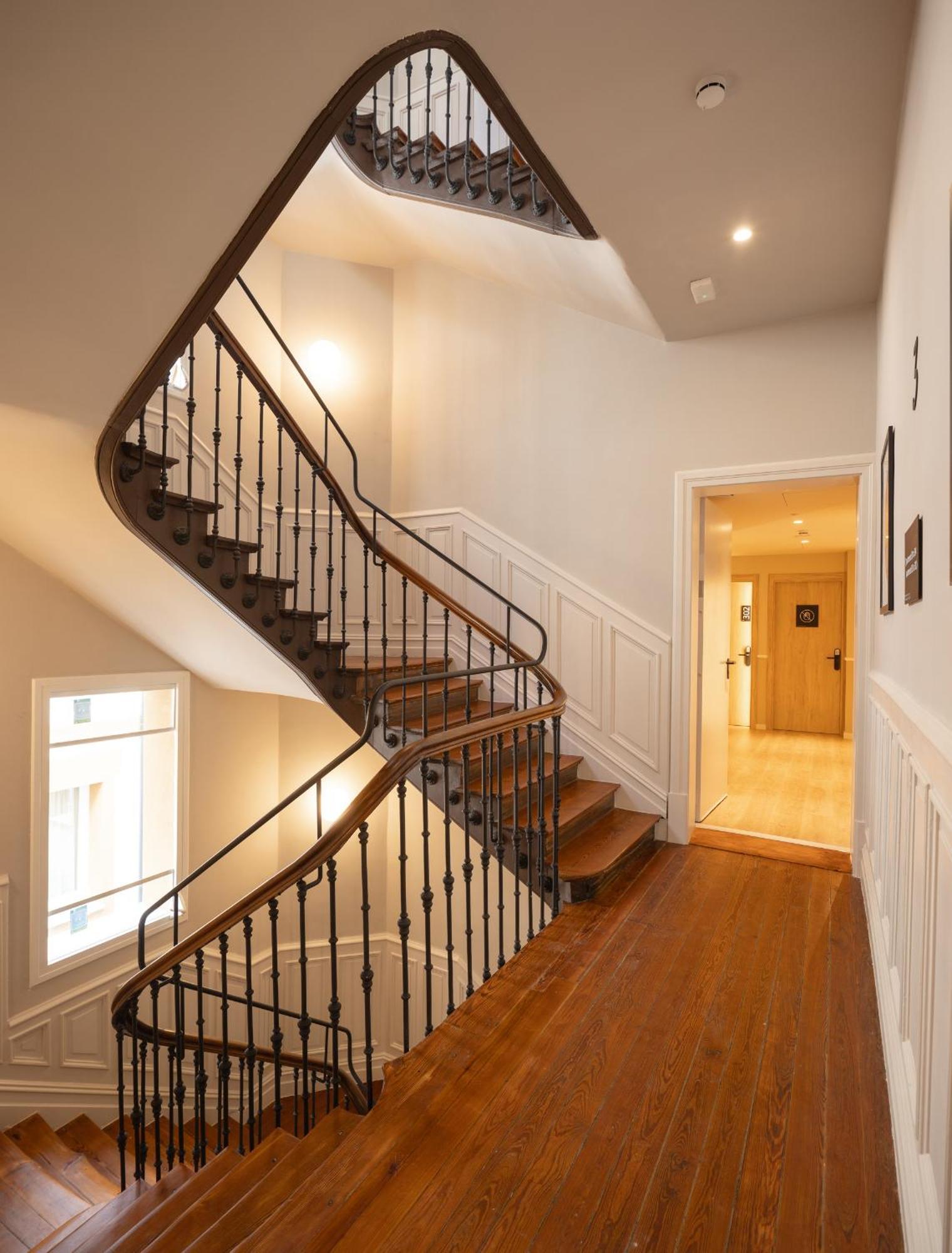 Libere Bilbao Ledesma Apartment Bagian luar foto