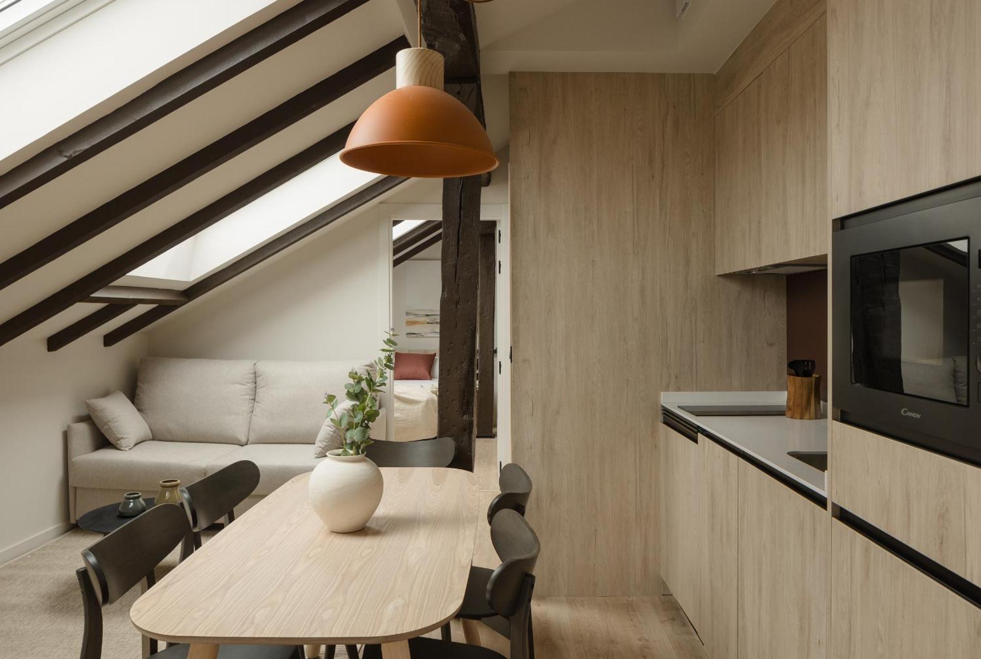Libere Bilbao Ledesma Apartment Bagian luar foto